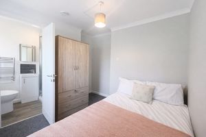 Photo 17- click for photo gallery